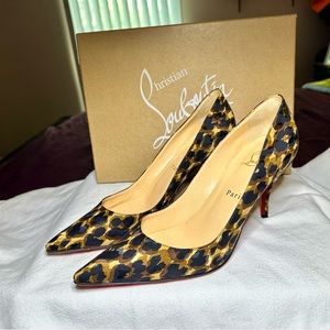 Pre-Loved  Christian Louboutin Clare 80 SOIE Pointed Toe Women’s Heels Size  37